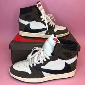 UA Nike Air Jordan 1 Travis Scott Size 9.5